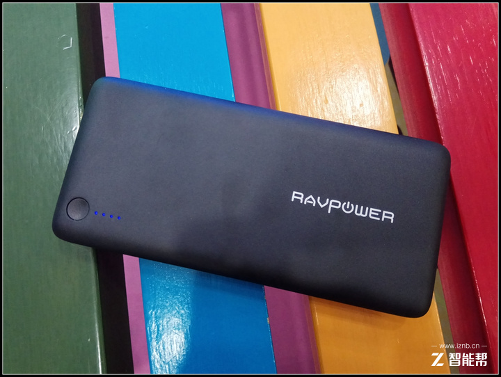 随身的充电站-RAVPOWER 测评